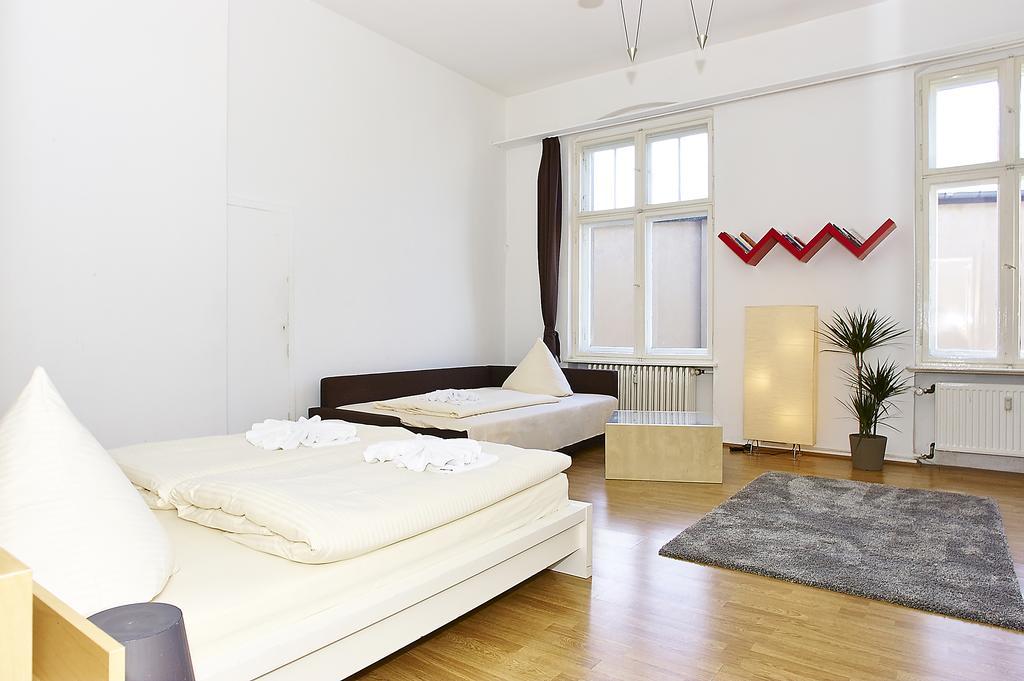 Bearlincity - Center West * Berlino